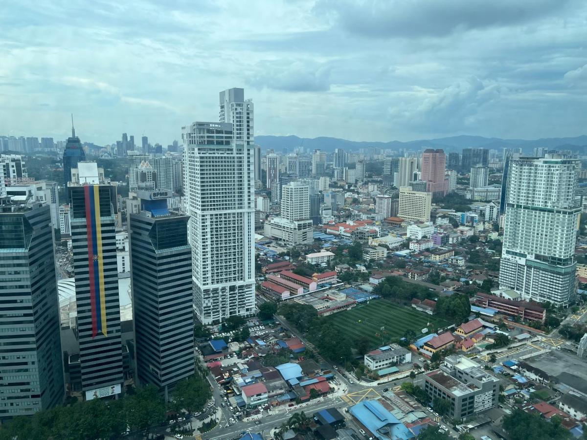 Amazing Pool By Platinum Suites Klcc Kuala Lumpur Eksteriør bilde