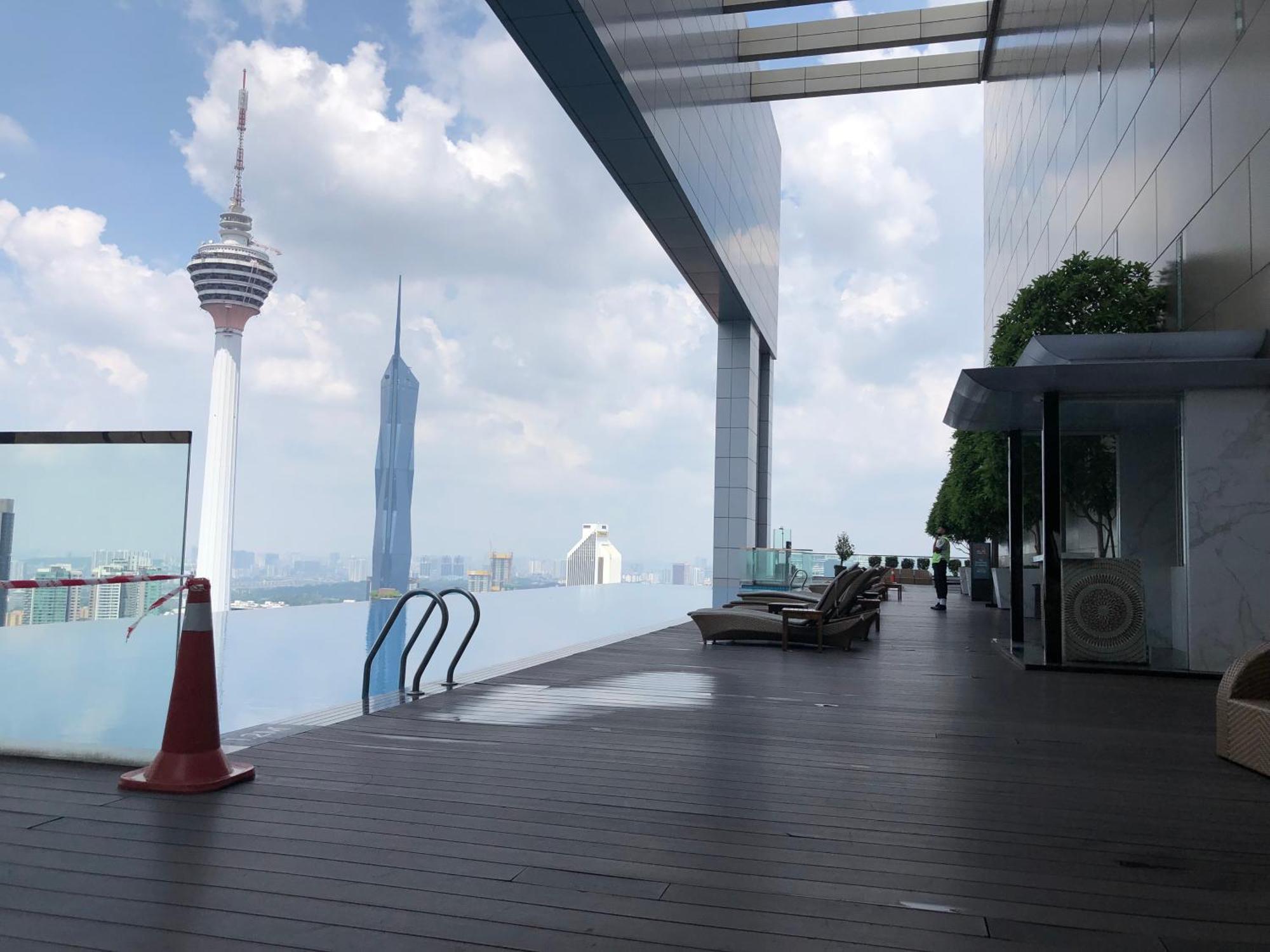Amazing Pool By Platinum Suites Klcc Kuala Lumpur Eksteriør bilde