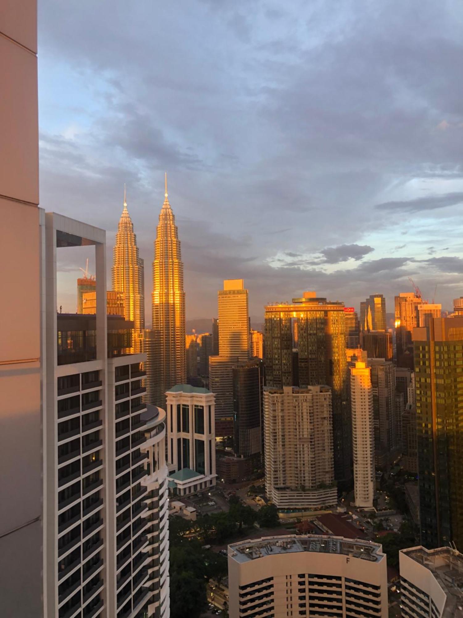 Amazing Pool By Platinum Suites Klcc Kuala Lumpur Eksteriør bilde